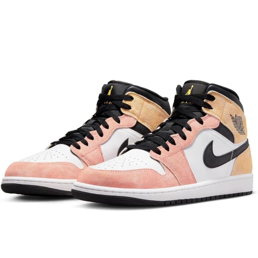 NWT Air Jordan 1 Mid SE Flight Club size 9M